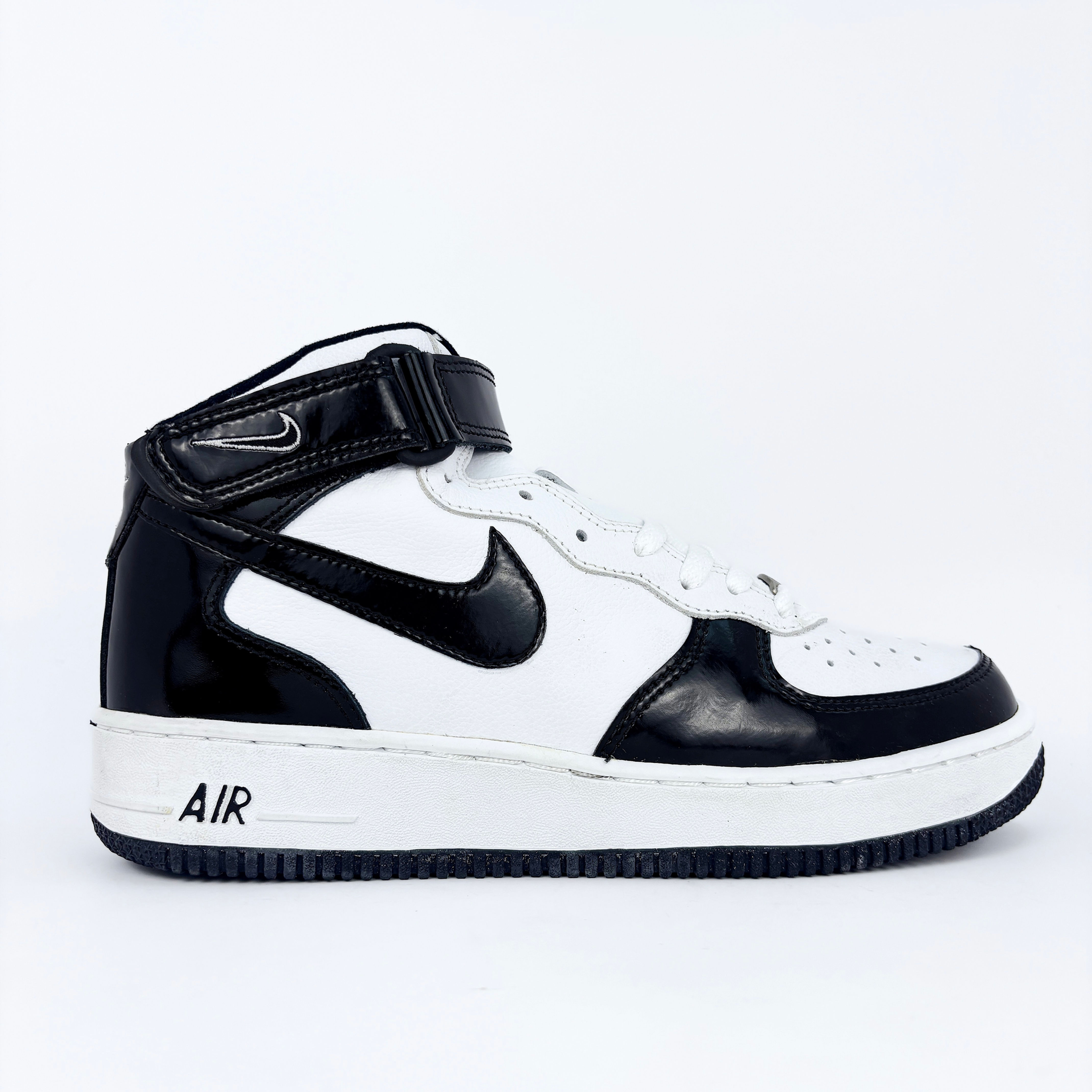 2001 Nike Air Force 1 Mid B Black White 