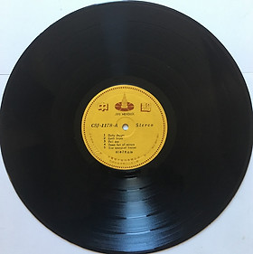jimi hendrix vinyl album / rainbow bridge 1973 taiwan /side 1