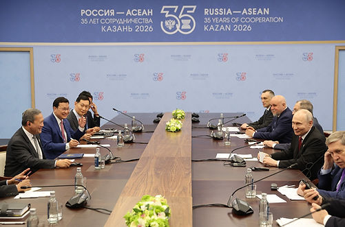 Встреча Путина с Премьер-министром Камбоджи Хун Манетом.jpg