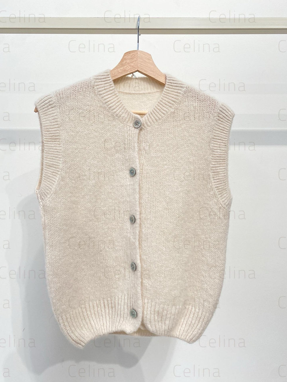 Thumbnail: Nööpidega vest