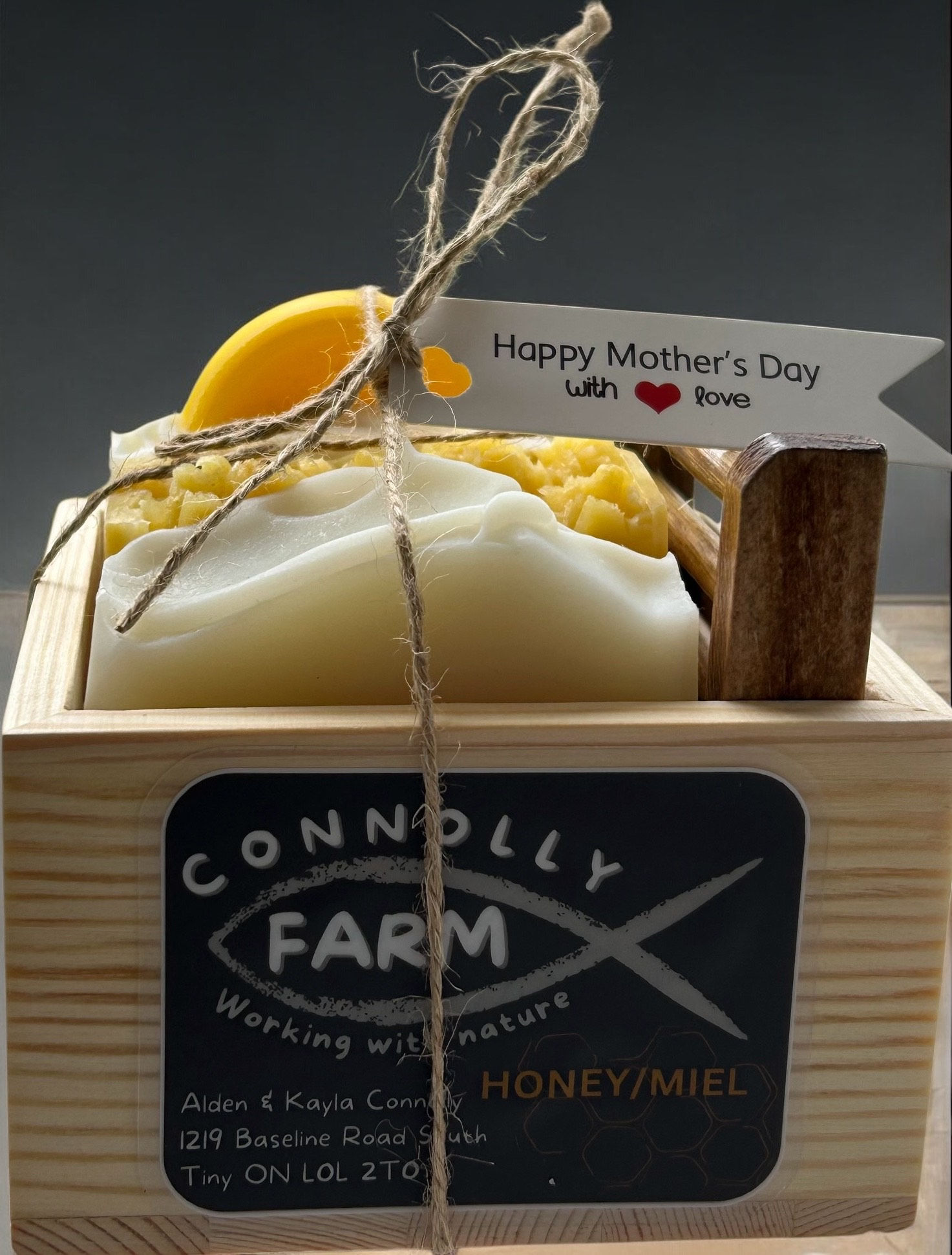 3 in 1 boxed soap with soap holder