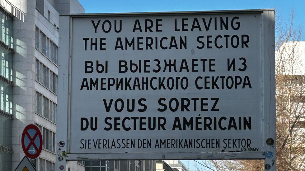 Klassenfahrt nach Berlin: Geschichte, Politik und ein bisschen Döner