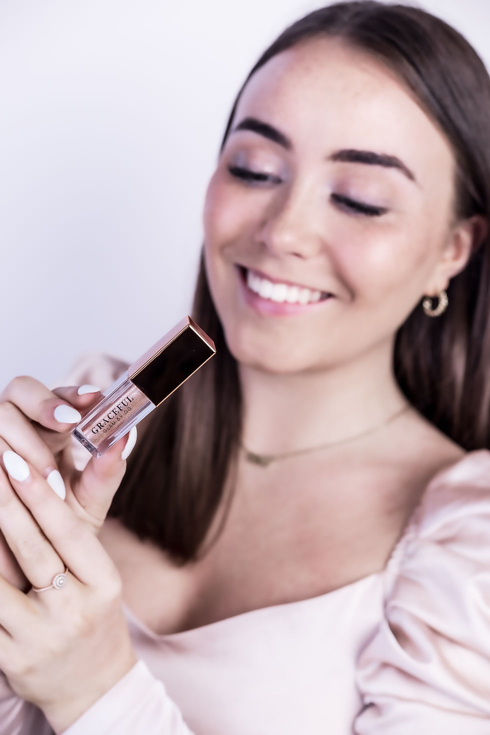 Thumbnail: GRACEFUL Eye Glitter