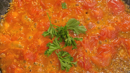 Simple Burst Cherry Tomato Sauce