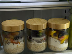 OVERNIGHT OATS: CHIA PUDDING FRUIT PARFAIT JARS PERFECT FOR MEAL PREP