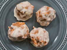 CARROT CAKE PROTEIN BITES MYPLANTBASEDKITCHEN BY FRANCESCA NARDELLI