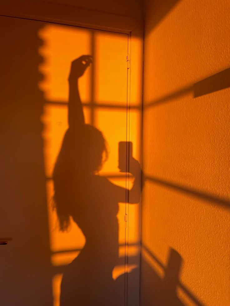 francesca nardelli shadow.jpg