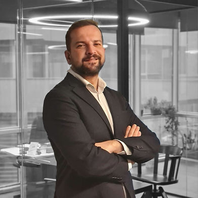 Tekin Bayraktar