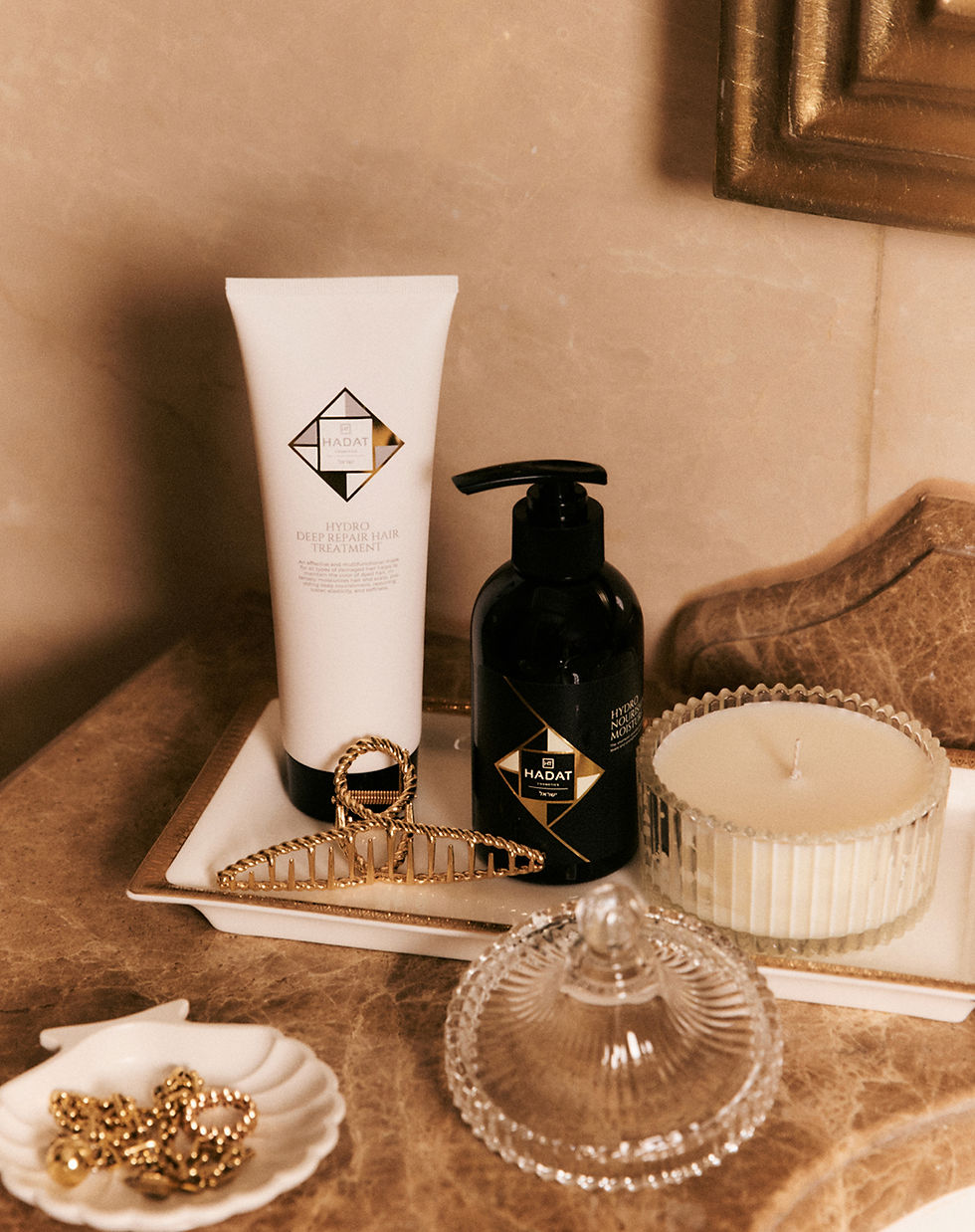Thumbnail: HADAT Hydro Nourishing Moisture Shampoo