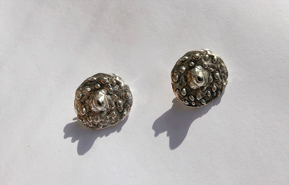 Thumbnail: Free the Nipple brooch