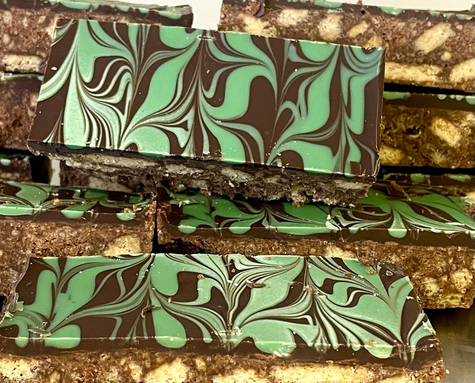 Mint Chocolate Biscuit Slice