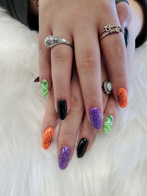 #naturalnails #acrylicsnails #dippingnails #trendnails #nailsdesign #ovalnails #nailsart #