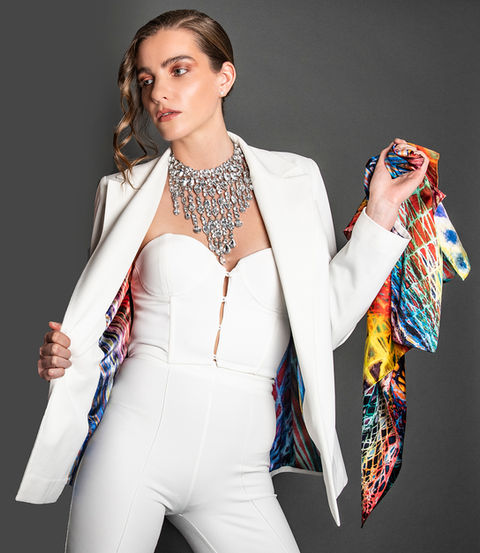 #turkey #scarves #scarf #trousersuit #statementjewelry #jewels #luxurylook