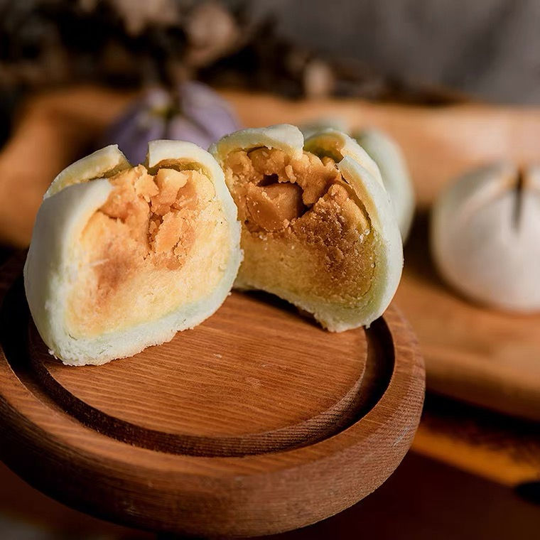 Thumbnail: 荷花酥/Lotus Cake