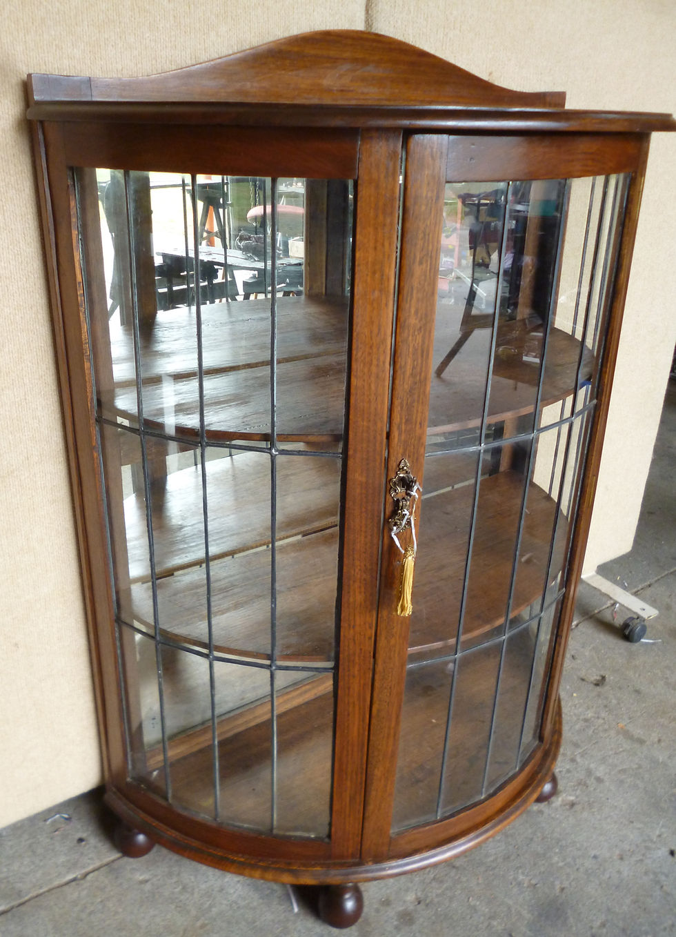 Thumbnail: Classic half round crystal cabinet