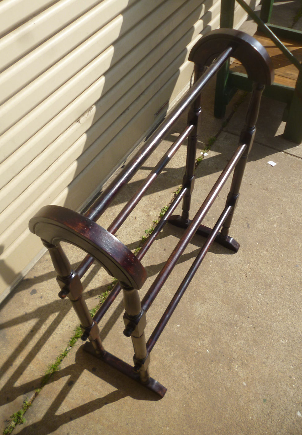 Thumbnail: Reproduction towell rail