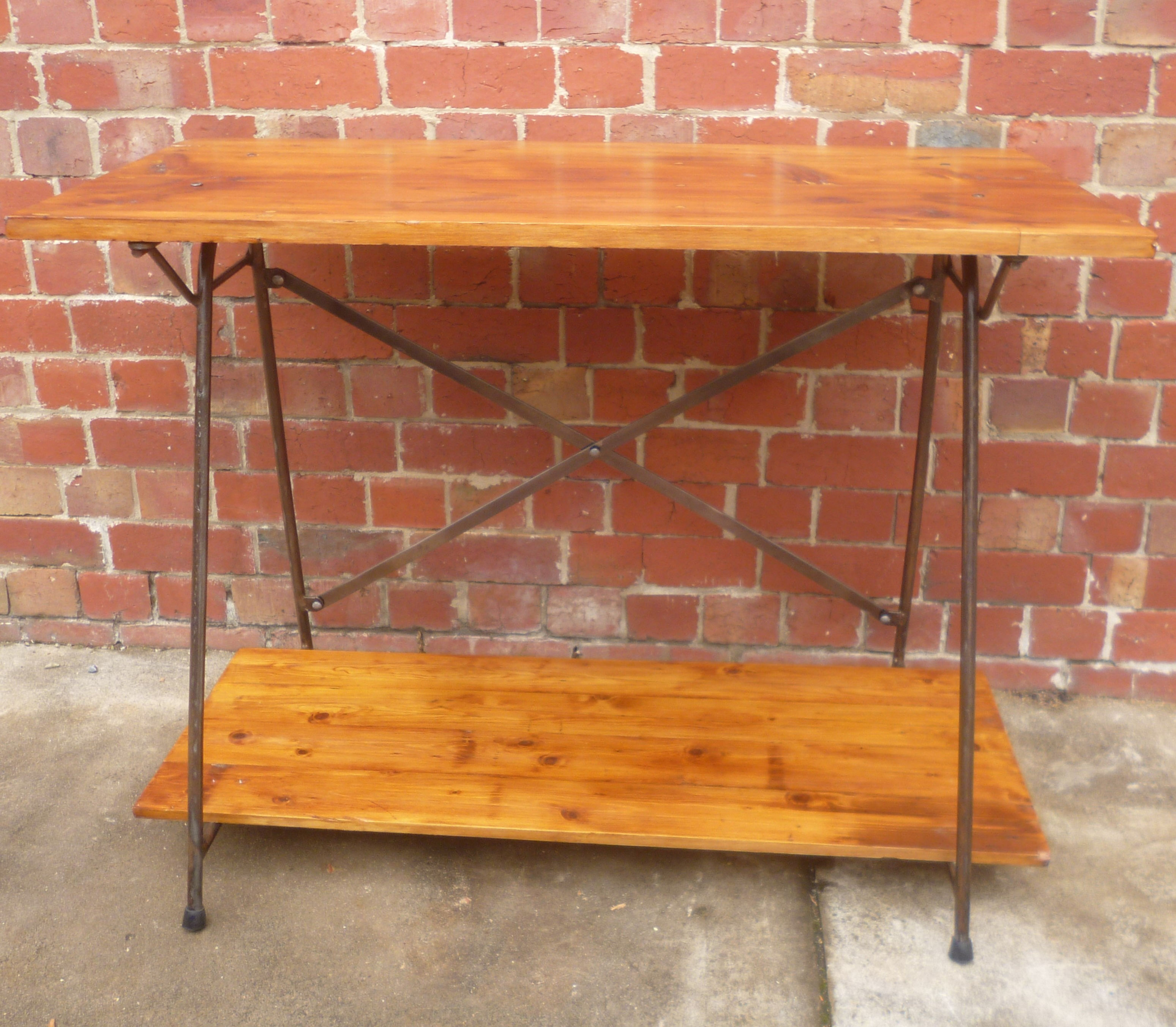 Sugar pine, baltic pine and steel table/desk