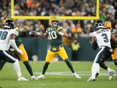 Jordan Love Week 10 QB Grade: Packers vs Eagles