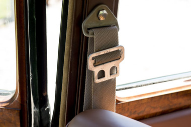 bentley-r-type-detail-seat-belts.jpeg