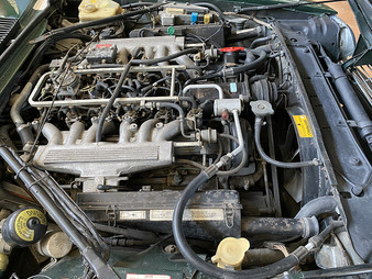 jaguar-xjs-v12-for-sale-in-vendita-nervesauto-olivotto-10.jpeg