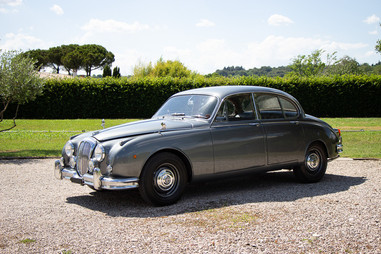 daimler-v8-2-5-manuale-guida-a-sinistra-targhe-nere-for-sale-in-vendita-nervesauto-olivott