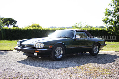 jaguar-xjs-v12-for-sale-in-vendita-nervesauto-olivotto-1.jpeg