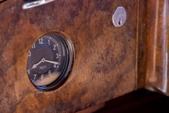 bentley-r-type-clock.jpeg