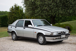 alfa-romeo-75-1600-nervesauto-olivotto-for-sale-in-vendita-3.jpeg