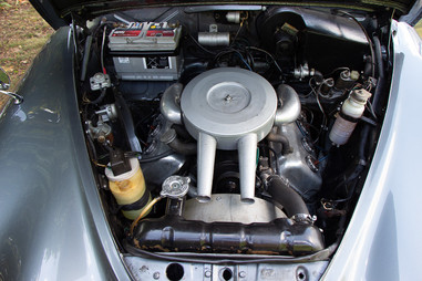daimler-v8-2-5-manuale-guida-a-sinistra-targhe-nere-for-sale-in-vendita-nervesauto-olivott
