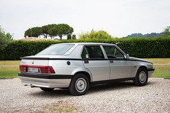 alfa-romeo-75-1600-nervesauto-olivotto-for-sale-in-vendita-6.jpeg