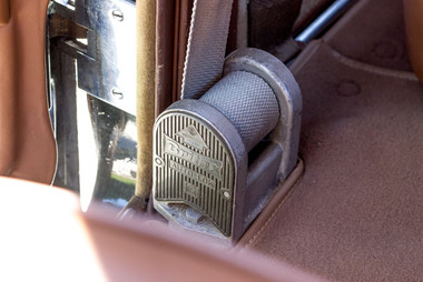 bentley-r-type-seat-belts.jpeg