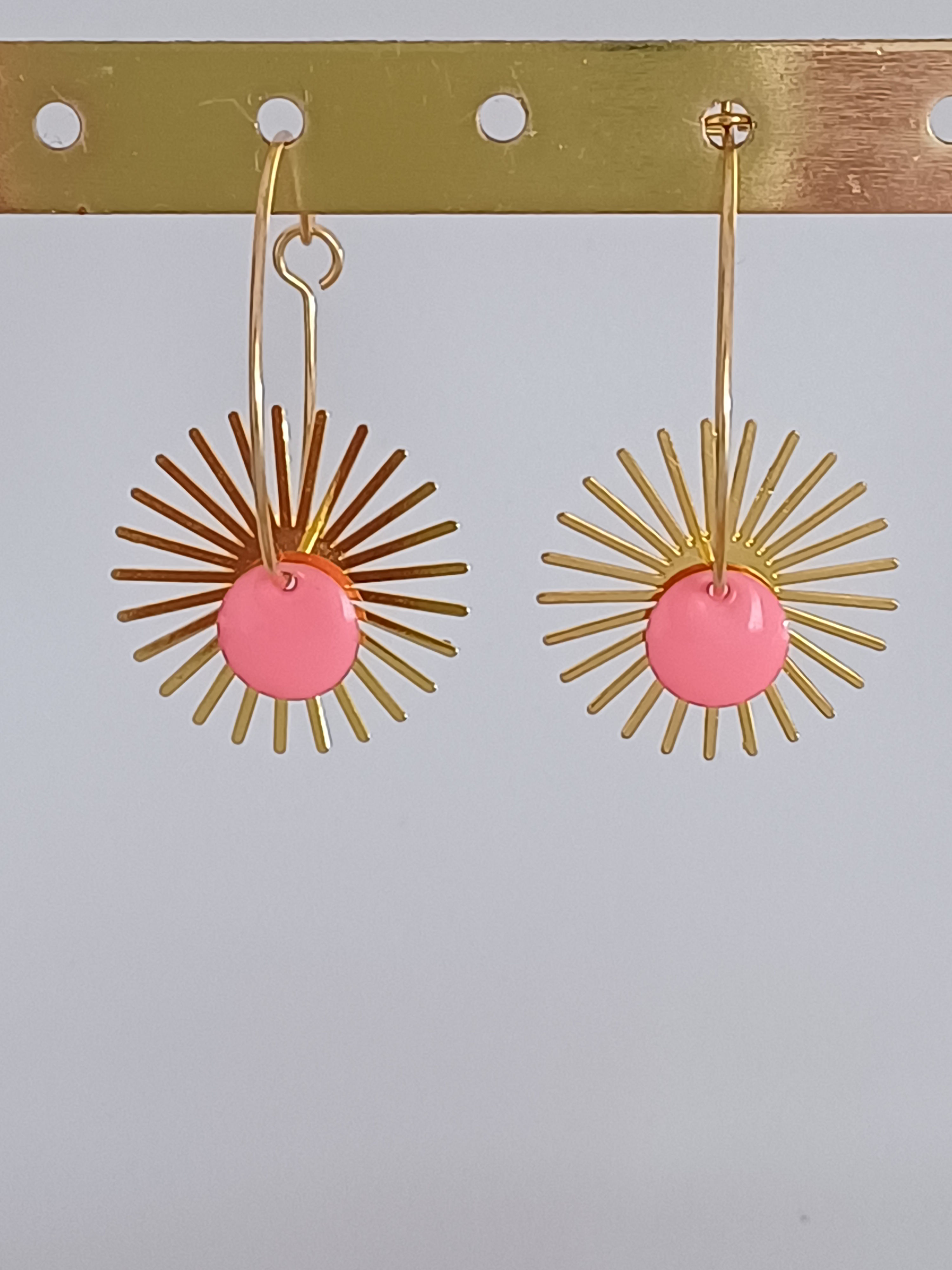 Boucles d'oreilles créoles soleil rose vif