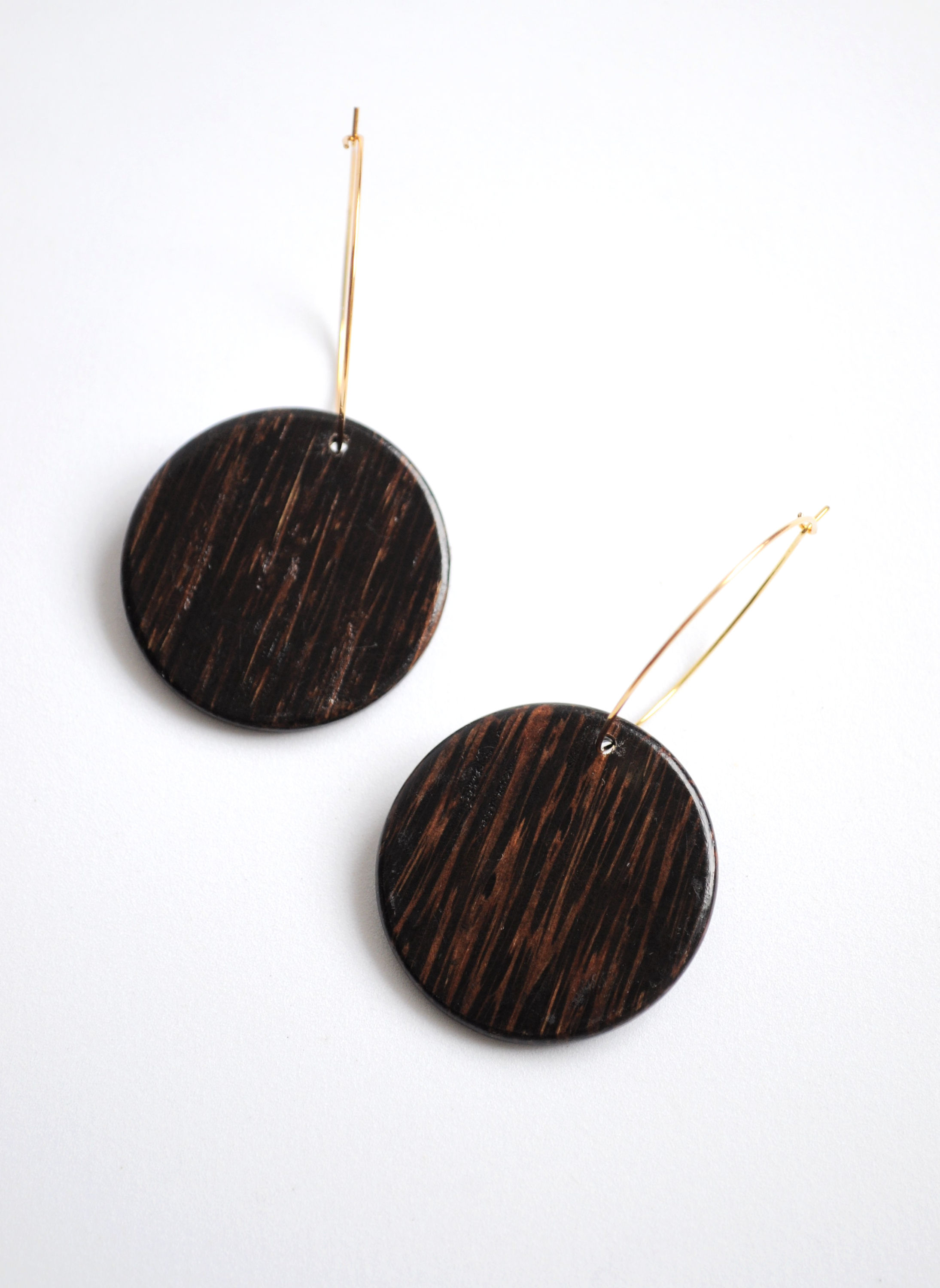 Boucles d'oreilles grandes créoles bois