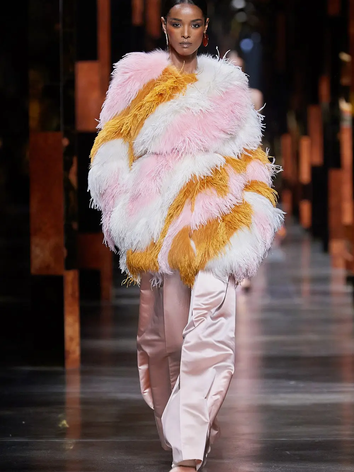 00028-Fendi-Spring-22-rtw-Milan-credit-gorunway.webp
