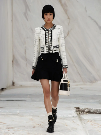 Elisabetta-Franchi-Spring-Summer-2022-Milan-by-RUNWAY-MAGAZINE-45.webp