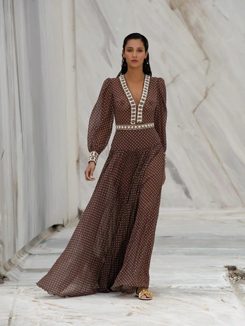 Elisabetta-Franchi-Spring-Summer-2022-Milan-by-RUNWAY-MAGAZINE-40.webp