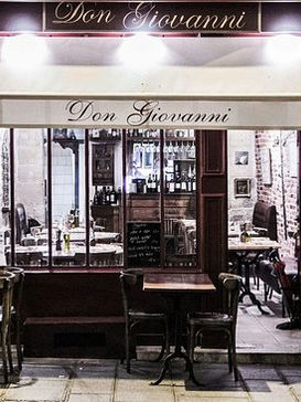 Le Don Giovanni Paris

Nous avons découvert ce bel endroit par hasard. A une ambiance de famille italienne. Accueillis par un "vrai" Italien, ce qui est toujours une bonne note positive. Nous avons dégusté de délicieuses tagliatelles à la truffe. Georgeous et parfaitement préparées. Une adresse parfaite pour un rendez-vous tranquille et intime.