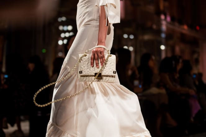 AIGNERMAGAZIN-FASHIONSHOW-DEVINE-SS19-A.jpg