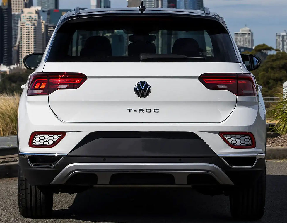 Küçük resim: VW T-ROC Uyumlu Arka Reflektör Izgara Modifiyesi