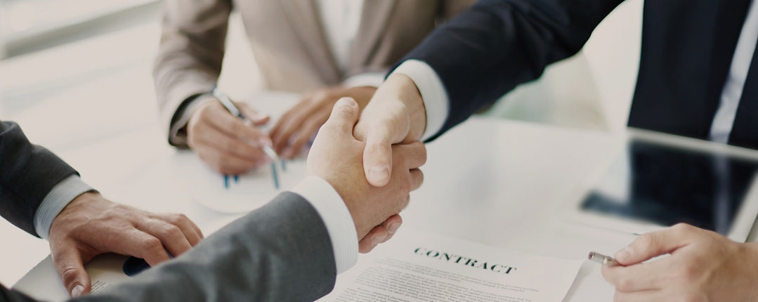 handshake-close-up-executives_edited_edited.jpg