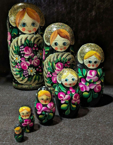 7-Nest Floral Matreshka