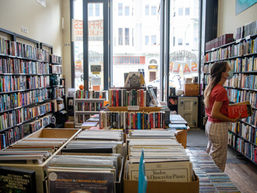 New Volunteer Opportunities at the Bookmark