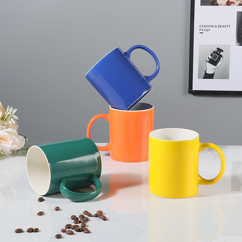 Miniatura: Taza grande