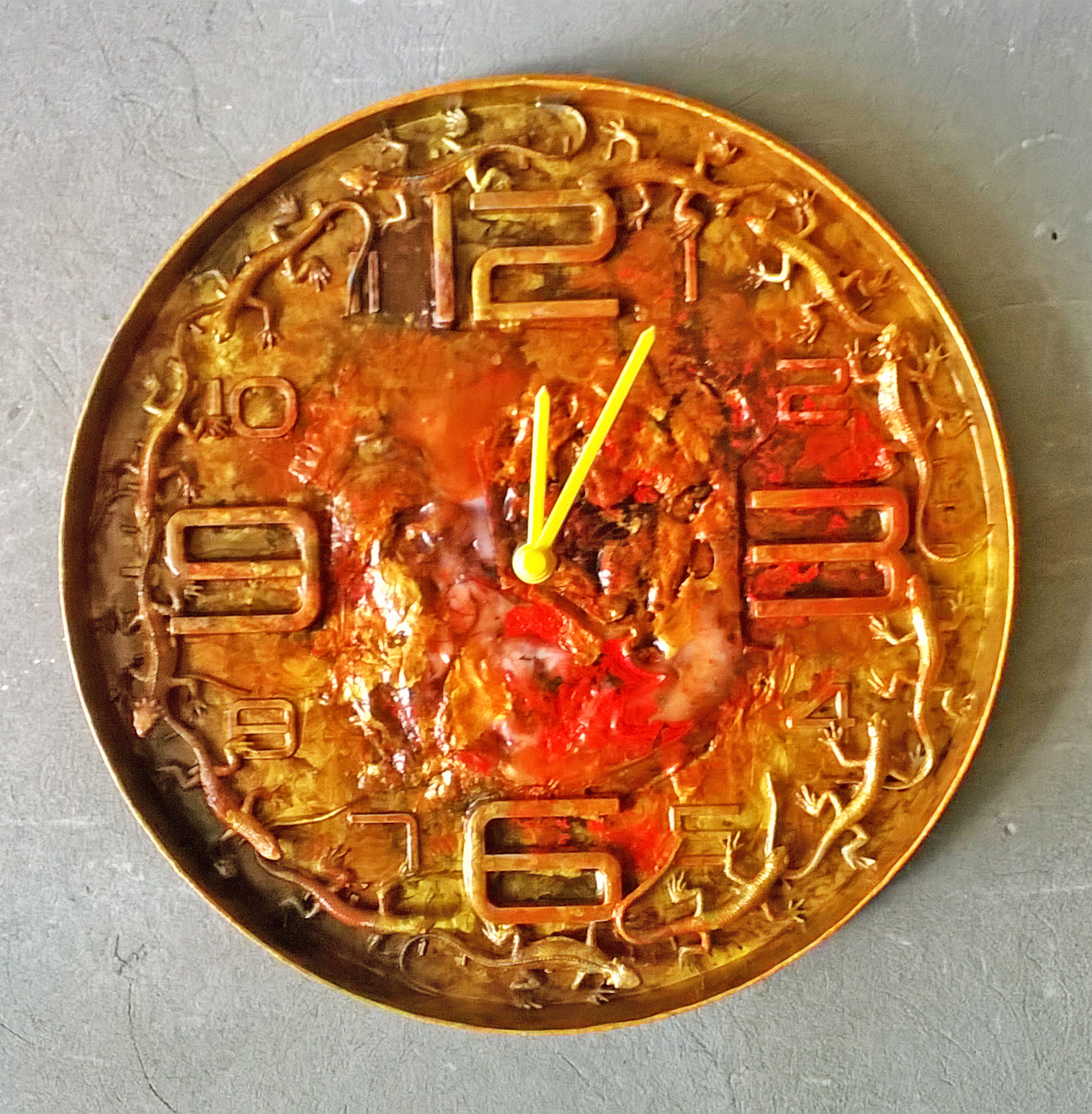 LIZARD-CLOCK