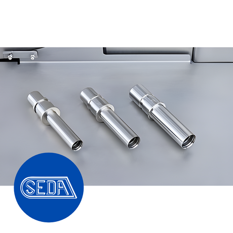 Vertrieb durch SEDA-Freund AG: 
Die AS 4 Apfel-Schäl- und Schneidemaschine von KRONEN schält, entkernt und schneidet Äpfel effizient in einem Arbeitsgang. Kompakt, flexibel und hygienisch – ideal für die Lebensmittelindustrie!