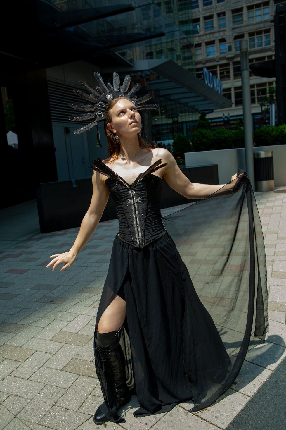 Gwen - Crow corset crown