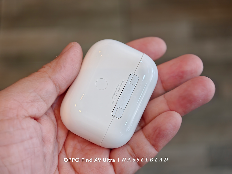 ภาพขนาดย่อ: Apple AirPods Pro lightning