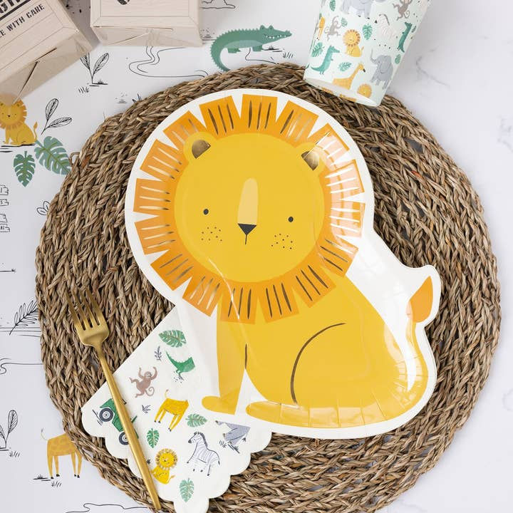 Thumbnail: Safari Lion Shaped Paper Plate