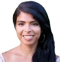 carolina bio pic_edited_edited.jpg