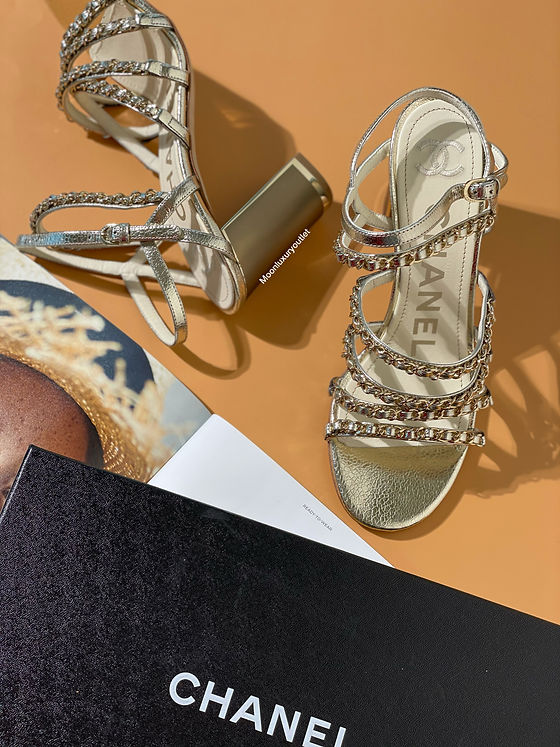 【大好評♪】CHANEL レディース バングル Gold 関税なし Chanel Gold Chain Sandals | MOON Luxury Finds